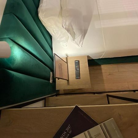 Living Studio Apartments 티라나 외부 사진
