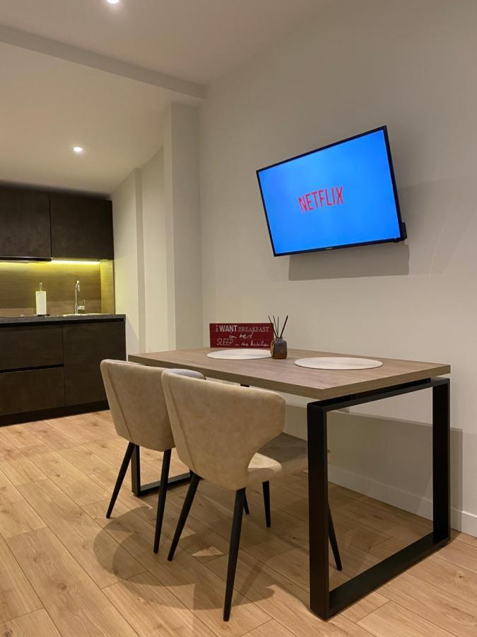 Living Studio Apartments 티라나 외부 사진