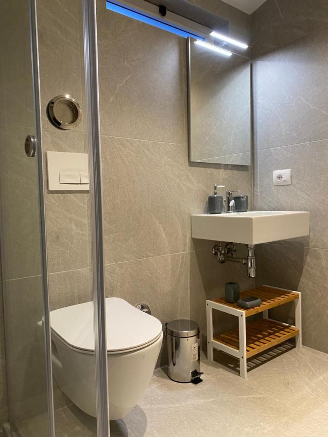 Living Studio Apartments 티라나 외부 사진