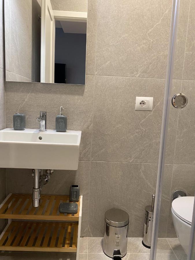 Living Studio Apartments 티라나 외부 사진