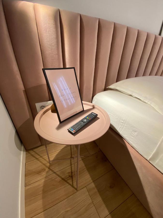 Living Studio Apartments 티라나 외부 사진