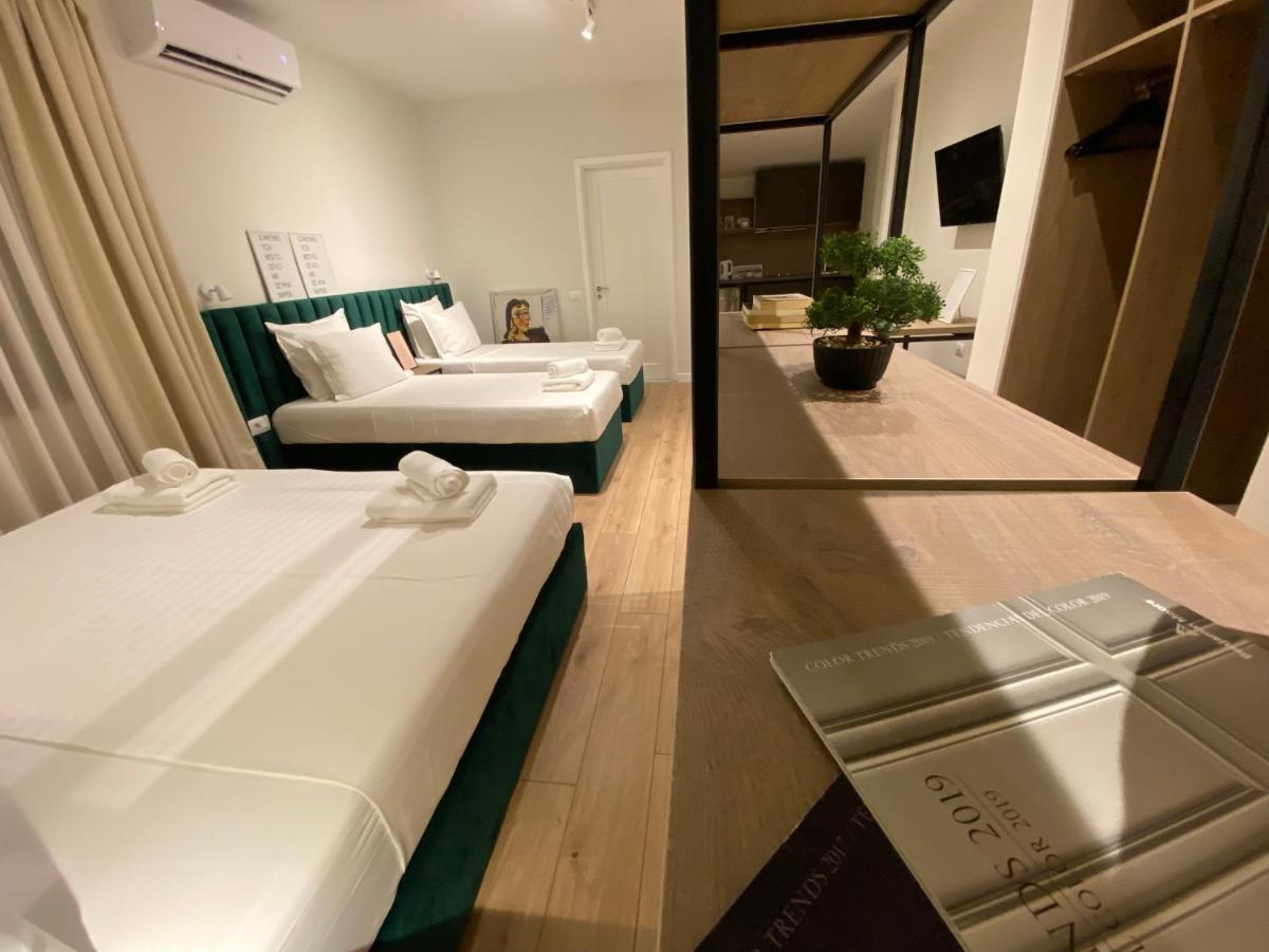 Living Studio Apartments 티라나 외부 사진